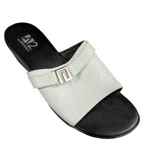 A2 by Aerosoles Women's Black & White Sub Two 2-Inch Heel Slip-On Sandal Size 8
